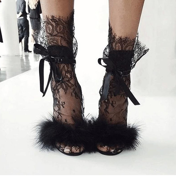 Čipkane sokne sa satenskom mašnom