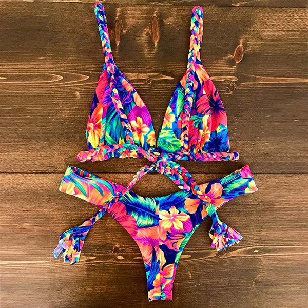 šareni cvjetni trokutić