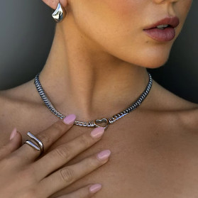 Masivna ogrlica od nehrđajućeg čelika sa srcem 2 boje