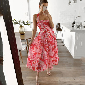 Cvjetna haljina srednje duljine ukriženih leđa