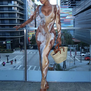 Duga haljina olovka kroja zemljanih tonova na V izrez