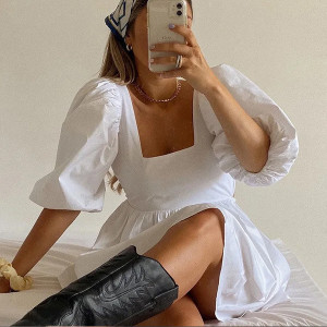 Mini haljina otvorenih leđa i puf rukava 5 boja