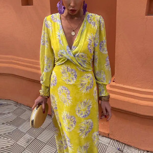 Midi cvjetna haljina dugih rukava preklopnog izgleda