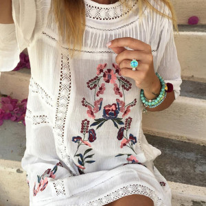 Mini boho haljina s izvezenim cvijećem