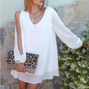 Mini ljetna haljina s izrezima na rukavima