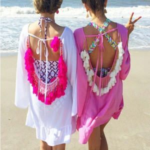 Pamučna mini haljina za plažu s resicama na leđima