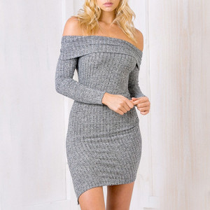 Pletena asimetrična mini haljina otvorenih ramena