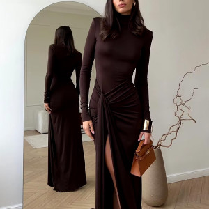 Duga dolčevita haljina s dubokim prorezom 2 boje