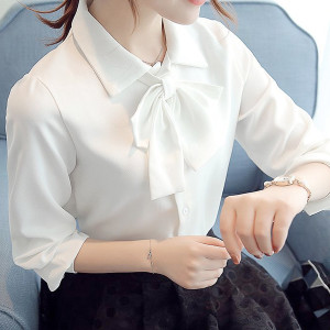 Elegantna košulja s mašnom