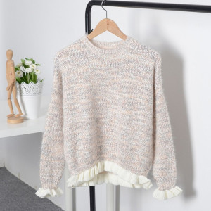 Pulover s pletenim volanima