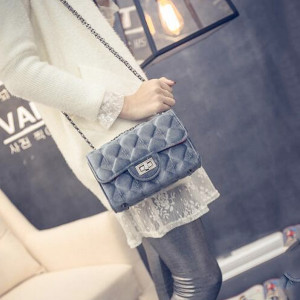 Baršunasta klasična lanac torbica