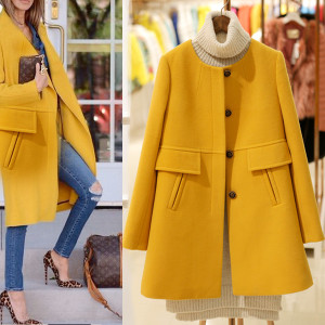 Kratki damski kaput s gumbima veličina XL/42