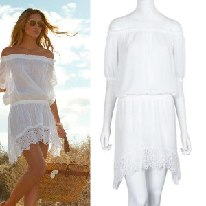 Kratka čipkana plisirana haljina za plažu otvorenih ramena