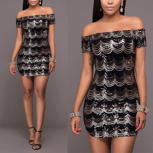 Mini haljina otvorenih ramena sa šljokicama