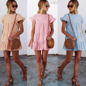 Mini kockasta haljina na volane