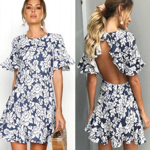 Mini cvjetna haljina otvorenih leđa