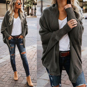 Pleteni asimetrični kardigan širokih rukava