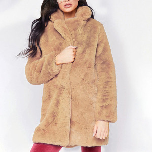 Srednje duga kaput bunda medo krznenog izgleda veličina standardni M(38)