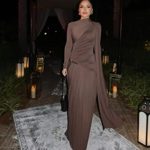 Duga luksuzna Diana haljina s naborima i šalom