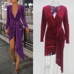 Mini baršunasta haljina preklopnog izgleda