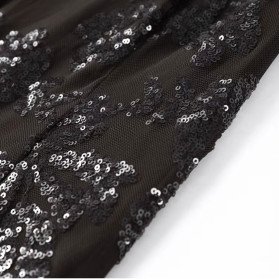 Luksuzna svečana haljina od tila s uvezom