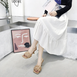 Natikače kvadratnog oblika petu 4 BOJE