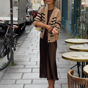 Satenska smeđa haljina srednje duljine *Limitirana kolekcija*