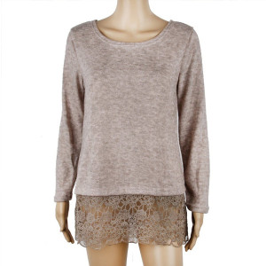 Romantični pulover s čipkom