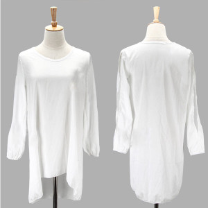 Mini ljetna haljina s izrezima na rukavima