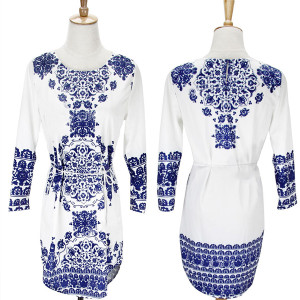 Mini šift haljina porculanskog printa