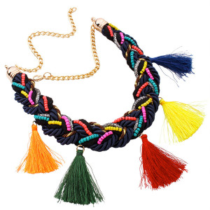 Boho ogrlica od perlica s resicama