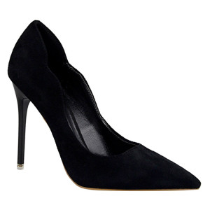 Stiletto salonke izgleda brušene kože s valovima