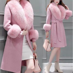 Luksuzni kaput s raskošnim eko krznom