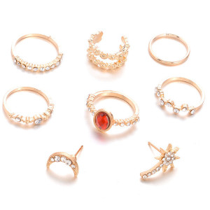 Set nakita od 8 komada naušnice + prstenje