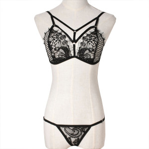 Komplet čipkanog bandage rublja s tangama