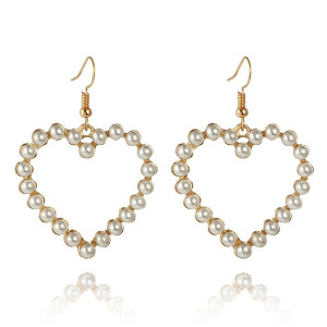 Srcolike viseće naušnice s biserima