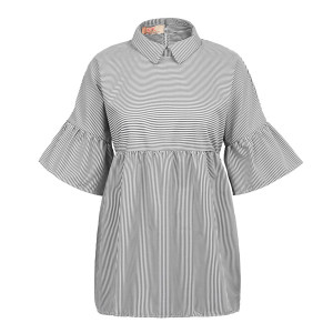 Prugasta bluza zvono rukava s kragnom