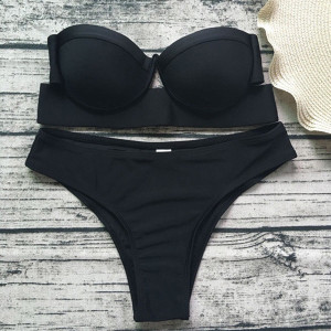 Bandeau push up kupaći kostim crne boje
