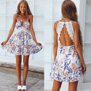 Cvjetna mini haljina čipkanih leđa