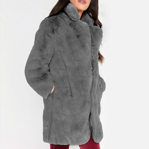 Srednje duga kaput bunda medo krznenog izgleda veličina standardni S(36)