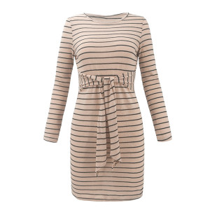 Mini prugasta haljina na vezanje oko struka