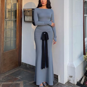 Luksuzna Diana haljina s naborima za strateško oblikovanje stražnjice i trbuha