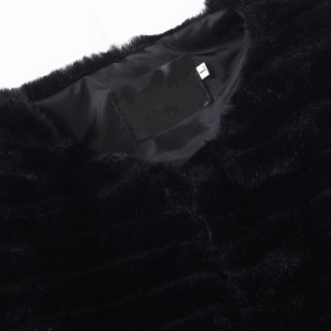 Kratki krzneni blazer s naborima