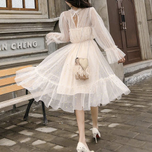 Haljina od tila sa šljokicama